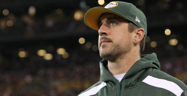 Aaron-Rodgers-injured