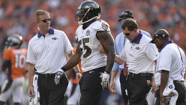 Baltimore-Ravens-LB-Terrell-Suggs-Out-For-Season-After-Tearing-His-Achilles-in-Loss-to-Broncos