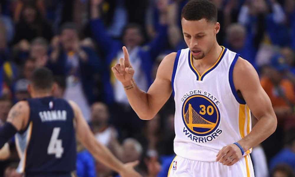 Warriors star Stephen Curry wins Clutch Player of the Year