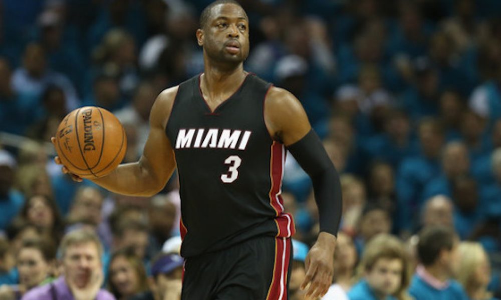 Dwyane+Wade+Miami+Heat+v+Charlotte+Hornets+VELBRNViIAxl