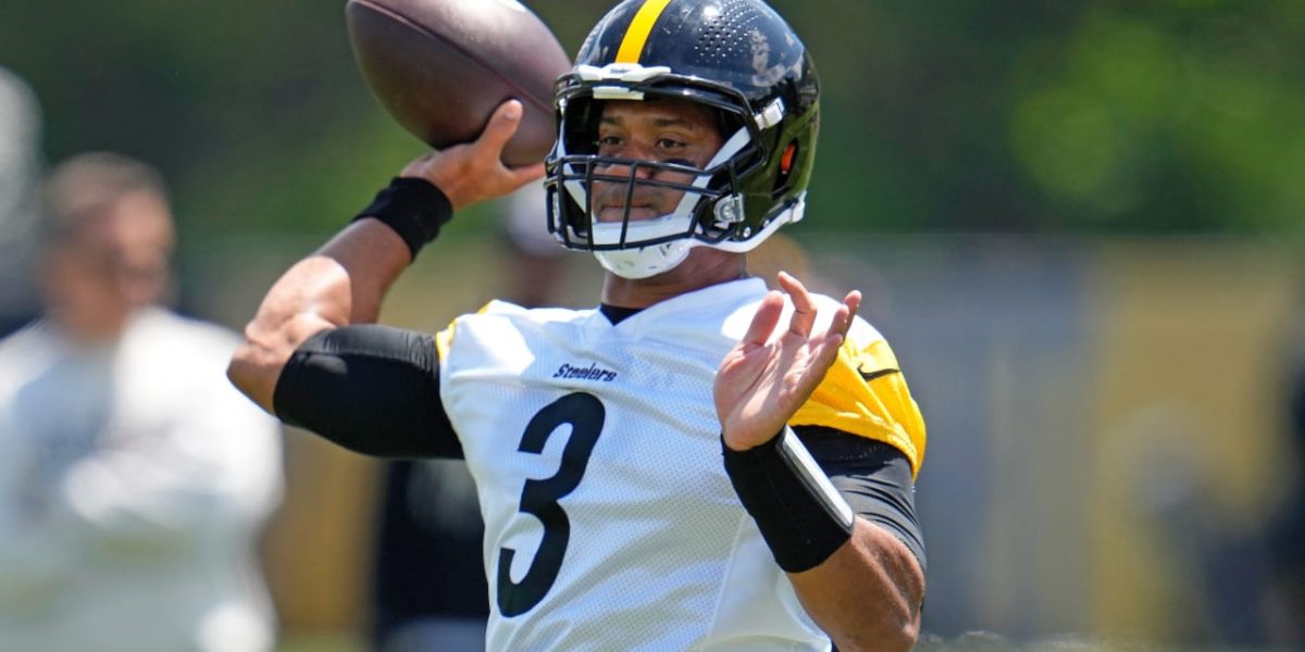 Steelers QB Russell Wilson already dealing with concerning injury
