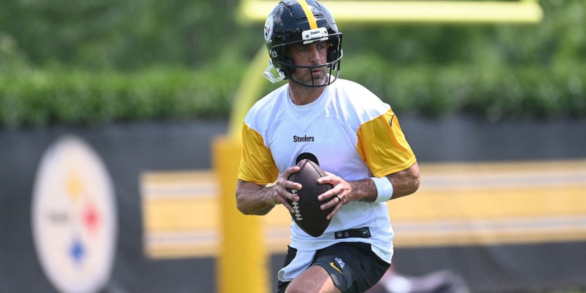 Aaron Rodgers aims to see eye-to-eye with Steelers OC Arthur Smith